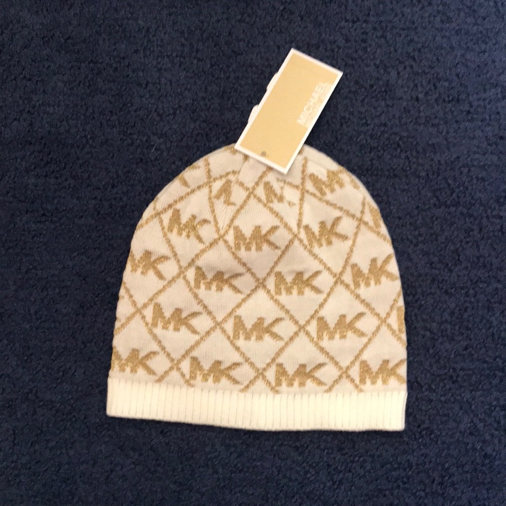 MICHAEL KORS NWT beanie